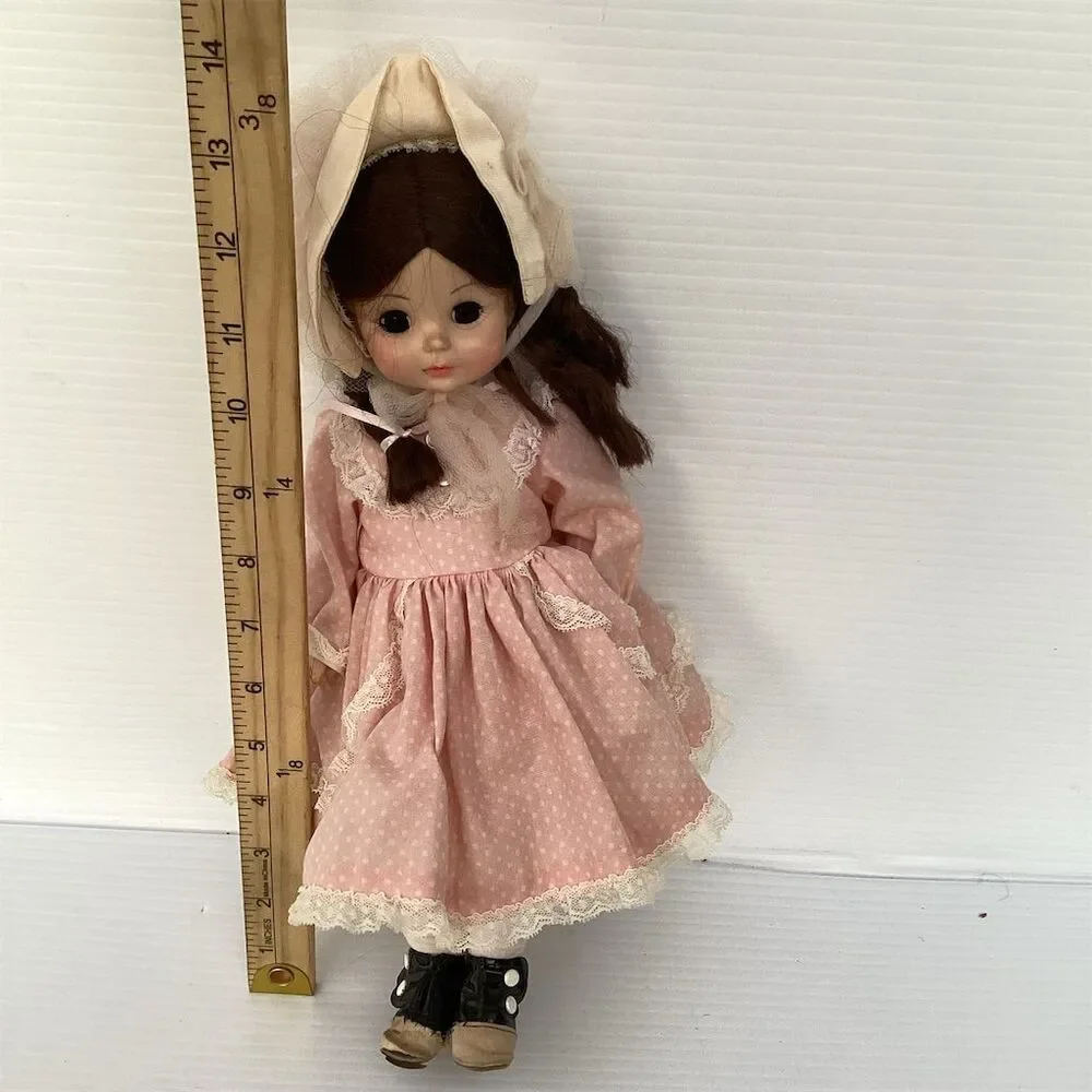 Madame Alexander 14